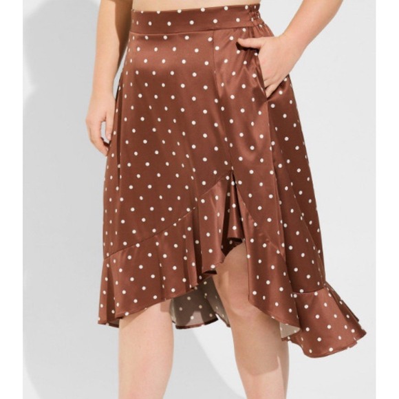 Torrid High Low Skirt Women's 1X Brown Polka Dot AOP Satin Light Academia Ruffle - Picture 1 of 5